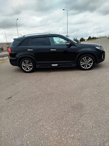 hediye qutusu: Kia Sorento: 2 l | 2014 il Ofrouder/SUV — 5