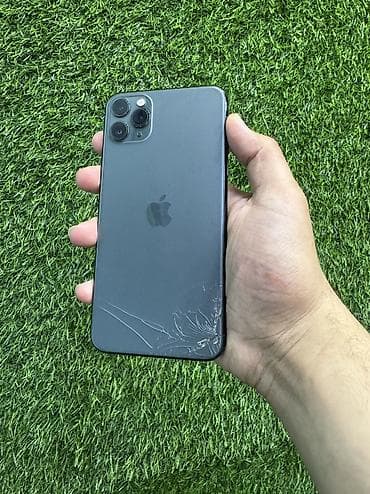IPhone 11 Pro Max, 64 GB, Matte Midnight Green, Simsiz şarj, Face ID — 2