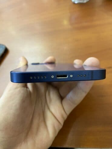 Mini: IPhone 12, Mavi, Face ID — 3