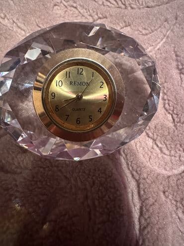 dini saat: Masaüstü saatlar, Mexaniki, Saniyə əqrəbi — 2