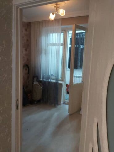 səlyan şəhərində ev satışı: Bakı, 2 otaqlı, Köhnə tikili, 50 kv. m — 9