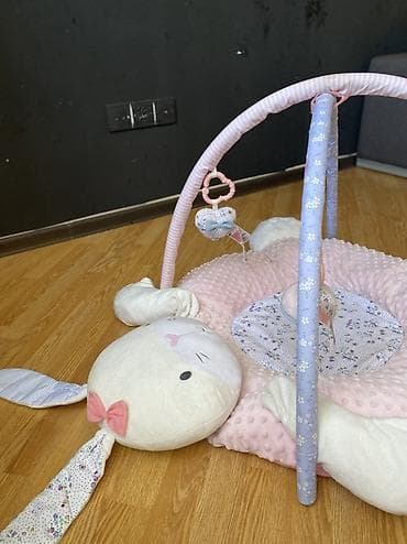 oyuncaq kassa: Uşaq üçün oyun xalçası və inkişafedici gym. Chox az istifade olunub — 4