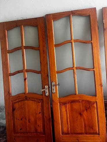 taxta qapi: Qapi 3 denedir cercivelirde var Uzunlugi 2 15 Eni 82 Baki bine — 5