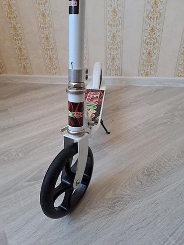 İdman formaları: Skuter 25 manat — 3