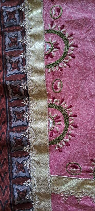 дизайнерские платья: Мусульманские платья, новые, с ручной вышивкой. Размер: 38- 40 По 20 — 6