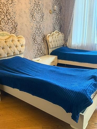 tek kravat: İki ədəd klassik tərz tək nəfərlik çarpayı dəsti - Ölçü: tək nəfərlik — 1