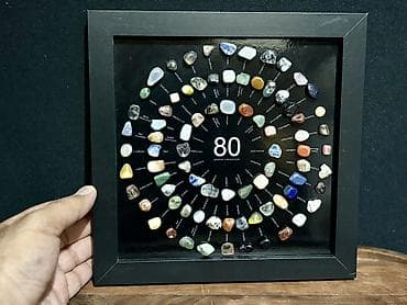 Məhsul: 80 növ təbii daş kolleksiya çərçivəsi - Qara çərçivəli — 1