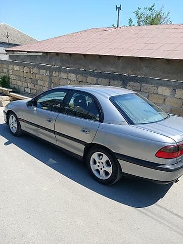 avtomobil sukanı: Opel Omega: 2 l | 1996 il 423000 km Sedan — 1