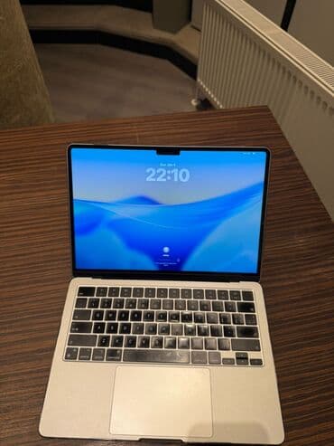 Digər noutbuklar və netbuklar: Macbook Air 8 ram/256GB 13.6 ekran, Ofisdə işlənib resepşnda, 1380 — 3