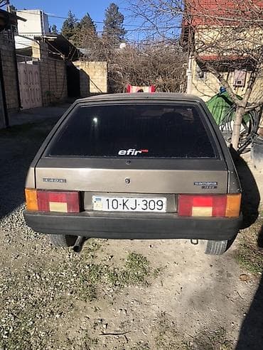sadiq lapetler: LADA Samara (VAZ-2109) hetçbek - Kuzov: 5 qapılı hetçbek — 7