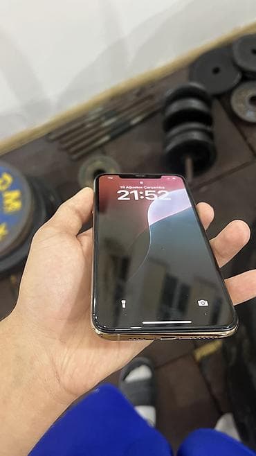 telofo: IPhone Xs Max, 64 GB, Qızılı, Face ID — 3