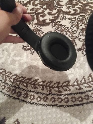 baku electronics tv: Bluetooth qulaqlıq – over-ear, qara rəng - Simsiz bağlantı: Bluetooth — 3