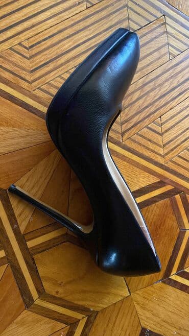 lak ayaqqabılar: Tuflilər, Ölçü: 37, rəng - Qara, İşlənmiş — 6