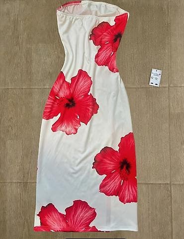 don: Qolsuz, strapless uzun don – qırmızı iri hibiskus çiçəyi printi ilə — 1