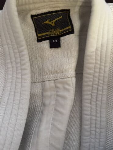 saat işlənmiş: İdman dəsti, rəng - Ağ — 5