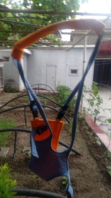 Üzüklər: Uşaq gəzdirən yürütmə kəməri (baby walking assistant) - Körpənin ilk — 1