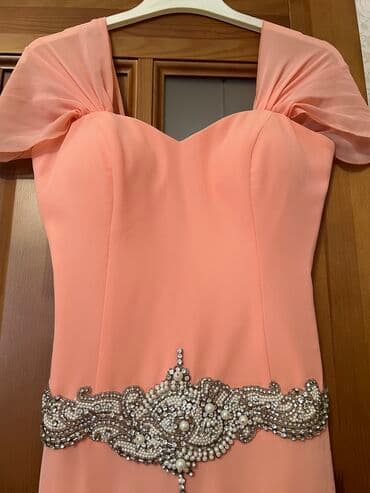 hind paltari: 34-36 bedene uygundur.Bacimin nisaninda geyinmisdim,cemi 1 defe — 2