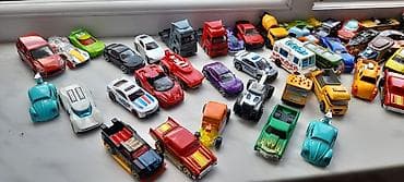 Hot Wheels,Matchbox və digər markalı kiçik 1:64 modellər Hər biri 1₼