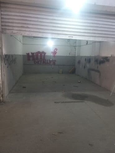 memar ecemi: Geniş kommersiya məkanı, avtomobil xidmətləri və ya oxşar təyinatlı — 1