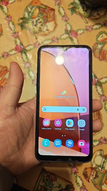 kohne model telefonlar: Samsung rəng - Qara, Barmaq izi — 3