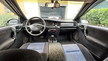 opel astra 1998: Opel Vectra: 2 l | 1998 il 145000 km Universal — 5