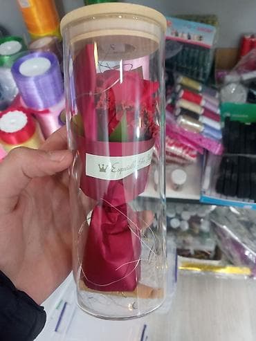 Şəkillər, tablolar: Şüşə kapsulda LED işıqlı gül kompozisiyası - Silindrik şəffaf şüşə — 2