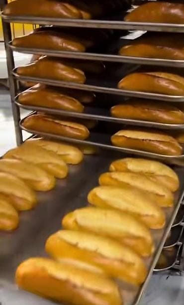 Salam. Tam reseptllərlə gürcü çörəyi, ramazan pidesi, baton, sendviç