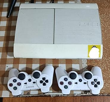 Sony PlayStation 3 Super Slim (ağ rəng) Xüsusiyyətlər: - Model: PS3