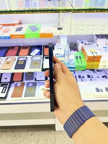 IPhone 13, 128 GB, Midnight, Simsiz şarj, Face ID — 5