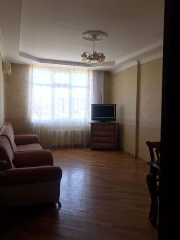 7 ci mikrorayon yeni tikili: Yasamalda Yasamal parkına yaxın 17 mertebeli binanın 12-cü — 5