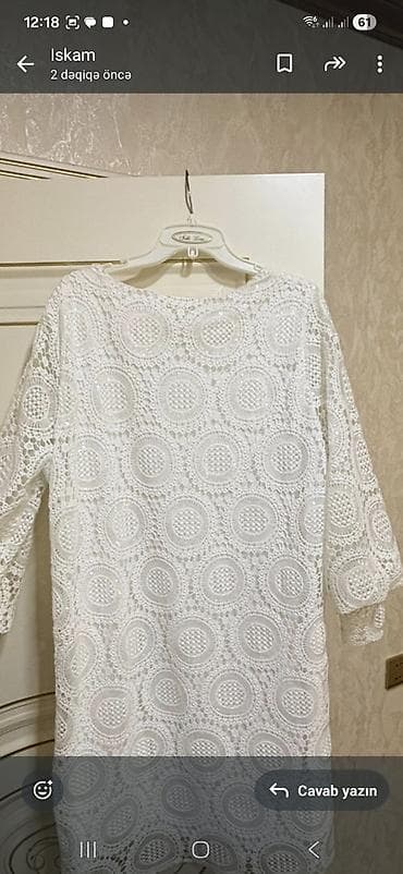 koja donlar: Ağ rəngli krujevalı paltar - Model: düz kəsim, dizə yaxın uzunluq - — 2