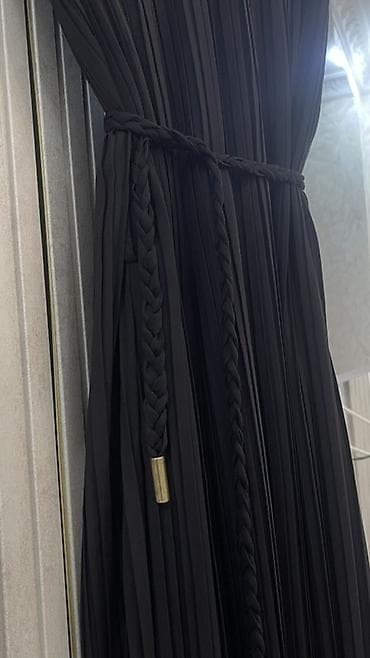 debli donlar instagram: 1defe geynilib yenidir(M-L-XL)uygundur Qara pliseli maxi paltar - — 4