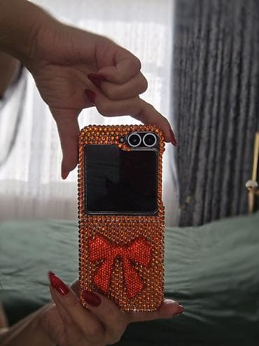 ps4 2 orjinal pult: SAMSUNG FLİP Z 6 telefonlari uçun parlaq,bəzəkli telefon qabı — 4