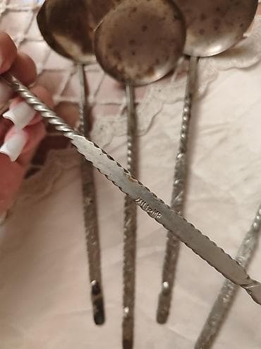 bal qoz qarisimi: Metal uzun qulplu qaşıqlar dəsti 5 ədəddir. çatdırılma var - — 3
