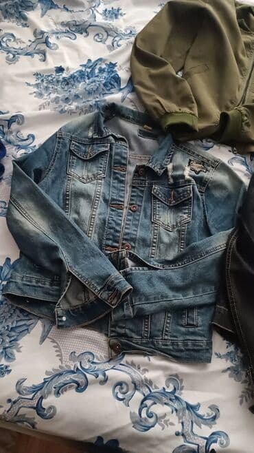 sarı rəngli kişi gödəkçəsi: Tep Təzədir 20 manata satilir endirimdə ola bilərXs, S,M razmere — 1