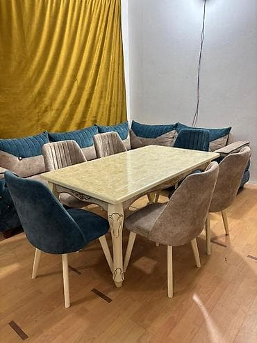 Masa dəsti satılır 440₼. Yeni kimidir. Ünvan Müşfiq. Qesebesi