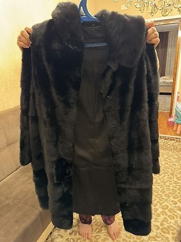 Qara rəngli xəz palto - Material: sıx tüklü, yumşaq teksturalı təbii — 2