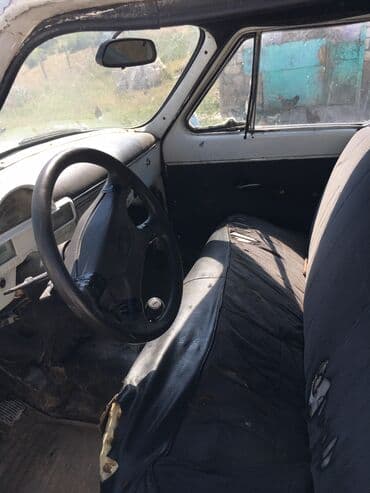 запчасти форд фокус 1: VAZ (LADA) : 2.4 l | 1967 il 627307 km Sedan — 3