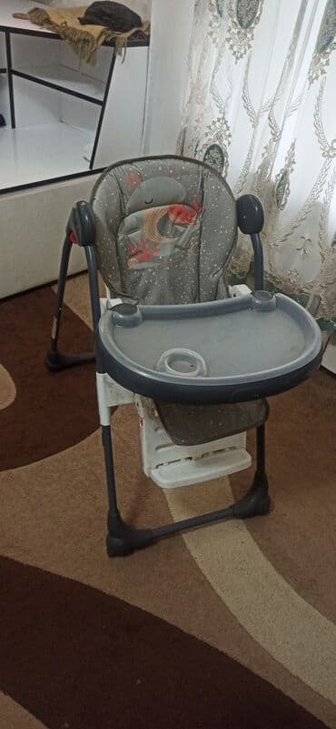 Manejlər: Uşaq yemək stulu - Rəng: boz-ağ kombinasiyası, oturacaqda balina və — 4