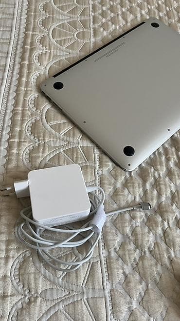mac pudra: MacBook Air 13" (Mid 2012) — Əla vəziyyətdə Elanın mətni: Öz şəxsi — 6