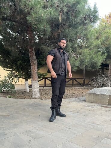 iş elanları muhafize 2023: Muhafize İşi şexsi qorma Boy 1.88 Çeki 95k Staj 10 il şexsi muhafize — 3