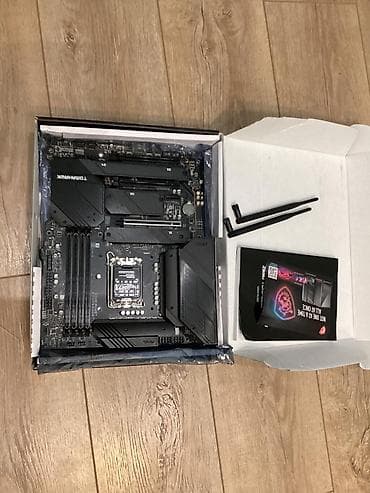 🔹 MSI MAG Z690 Tomahawk WiFi DDR4 – 400 AZN Yeni vəziyyətdədir