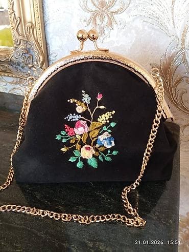 sumqayıtda canta: Əl işi çantalar naxışlarla bəzədilmiş hər birindən yalnız 1 — 2