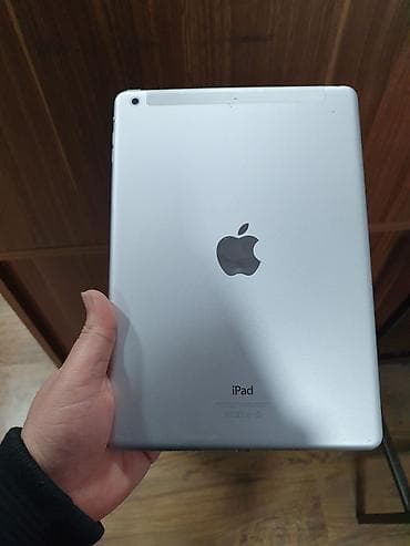 iphone adapter: İşlənmiş Apple iPad Air, 9,7", < 64 GB, Ödənişli çatdırılma — 2