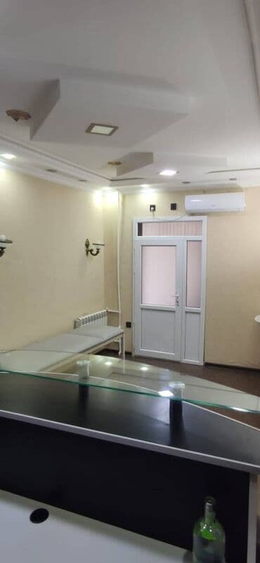 tendirxana icareye verilir 2025: Siyaqut şadlıq sarayının yanında, Maşinlarin və İnsanlarin hərəkətli — 7