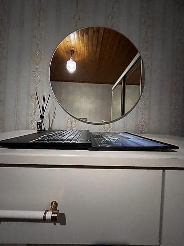 Apple MacBook: Новый Lenovo ThinkPad, 15.6 ", Intel Core i5, 512 ГБ — 8