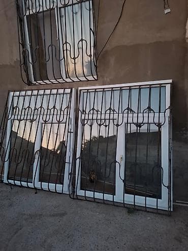 İşlənmiş İkiqat şüşə paketi Plastik pəncərə, Еni: 130 sm, Uzunluğu: 160 sm — 2