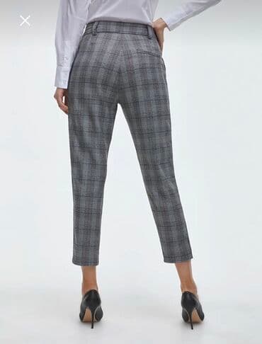 kişilər üçün boz rəngli şalvarlar: Размер М
Новые, с этикетками
Плотная ткань — 3