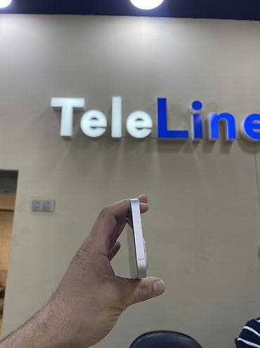 playsation 4: IPhone 13, 128 GB, Ağ, Zəmanət, Simsiz şarj, Face ID — 5