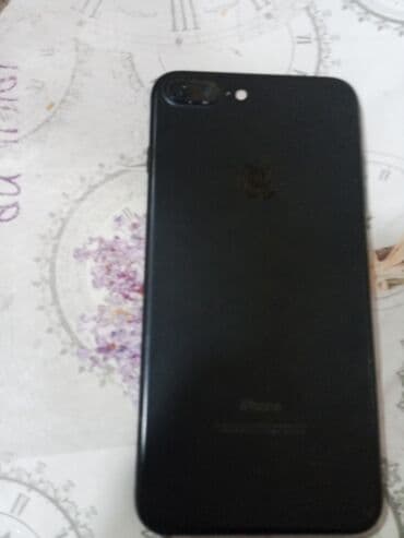 i̇phone: IPhone 7 Plus, Qara, Barmaq izi — 2